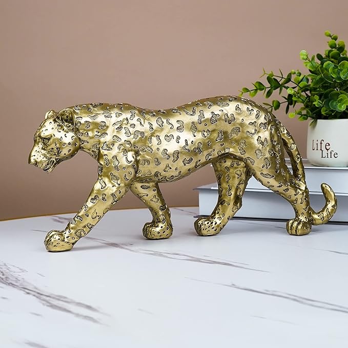 Cheetah Statue