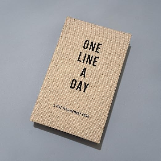 Canvas One Line a Day: A Five-Year Memory Book